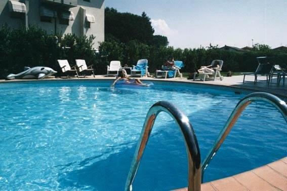 Giada Palace Apartments & Pool - Giada Palace Group Лукка Экстерьер фото