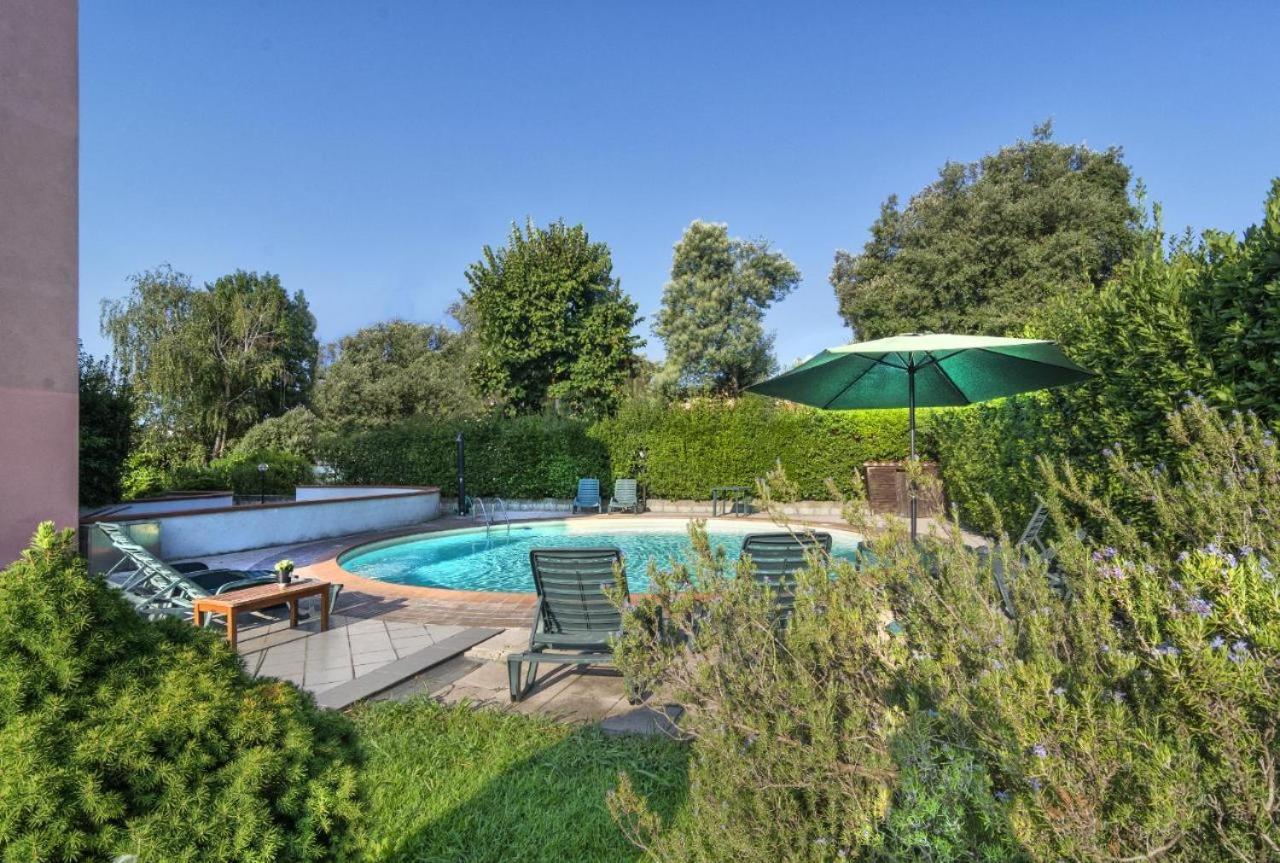 Giada Palace Apartments & Pool - Giada Palace Group Лукка Экстерьер фото